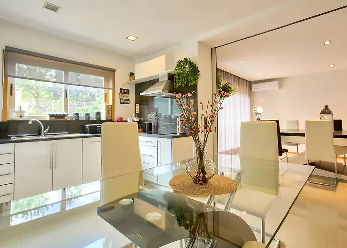 Casa Dominique - & Confort بيت للعطل Louro